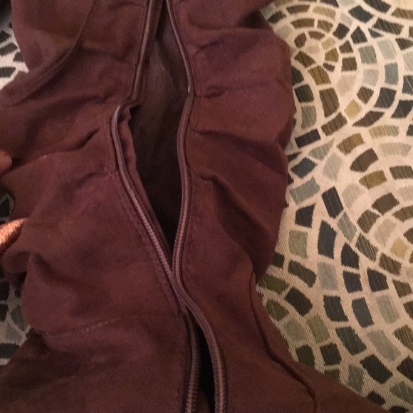 Boots - Picture 2 of 6